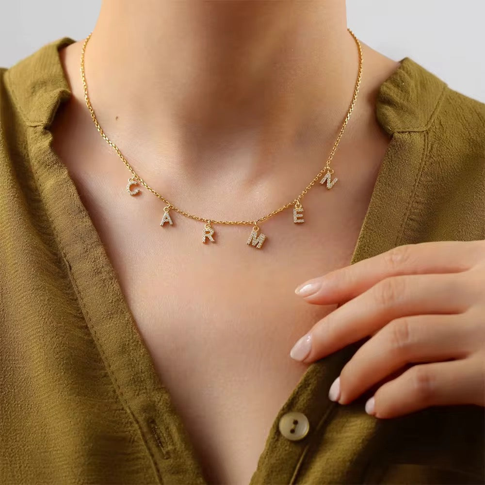 Collier personnalisé : pourquoi c'est le cadeau bijou parfait ?