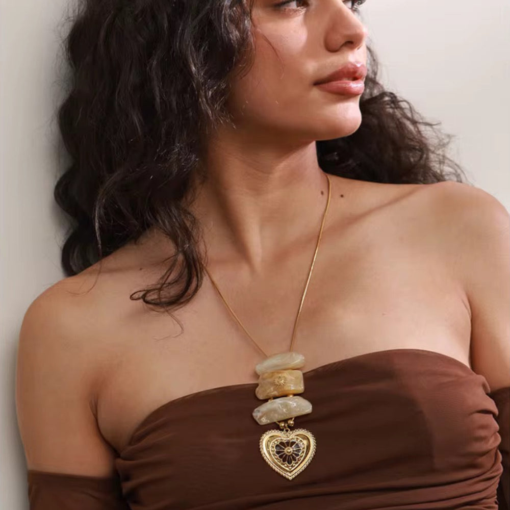 Collier amour vintage ambré