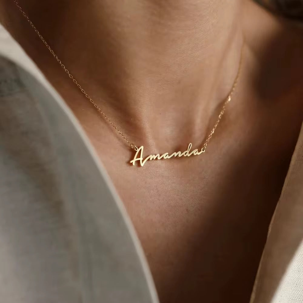 Collier personnalisé avec initial plaqué or