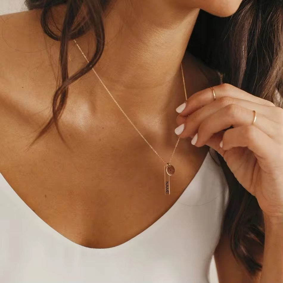 Collier personnalisable minimaliste  pendentif plaqué or 18k