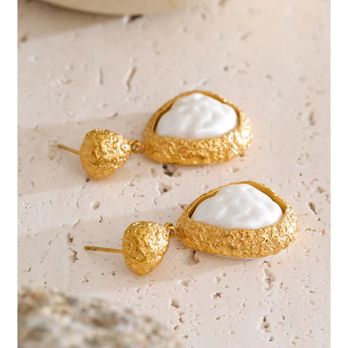 Boucles d’oreilles perles baroques tendance plaqué or 18k femme