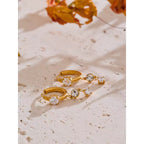 Boucles d’oreilles pendantes strass plaqué or 18k