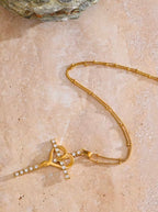 Collier croix coeur sacrée plaqué or et zirconium